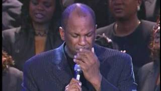 Donnie Mcclurkin Holy legendado [upl. by Cilegna317]