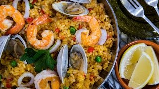 Simple and Tasty Seafood Paella [upl. by Acker236]